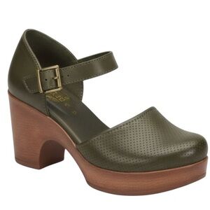 B.o.c. Born Concept Gia Clog Olive green Womens 8 Platform Block heel Retro 70s